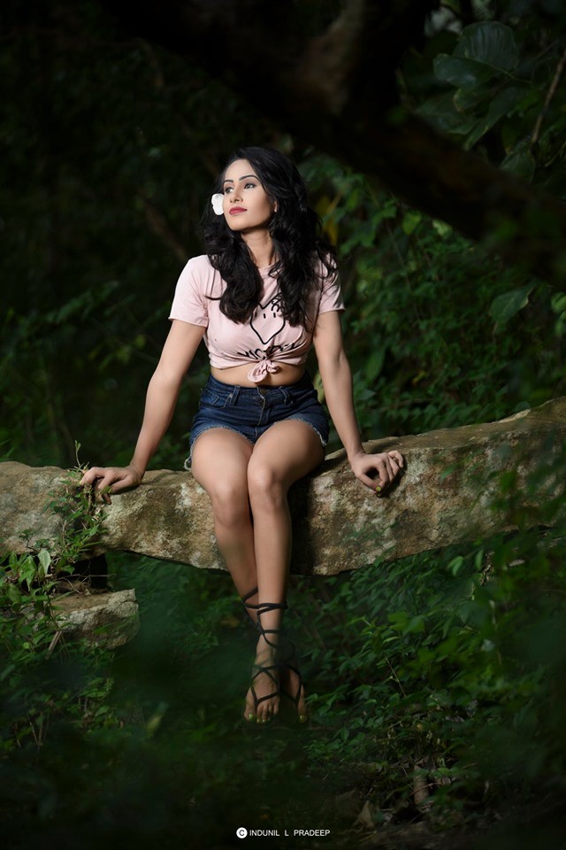 Ruwi Wickrmasinghe (6)