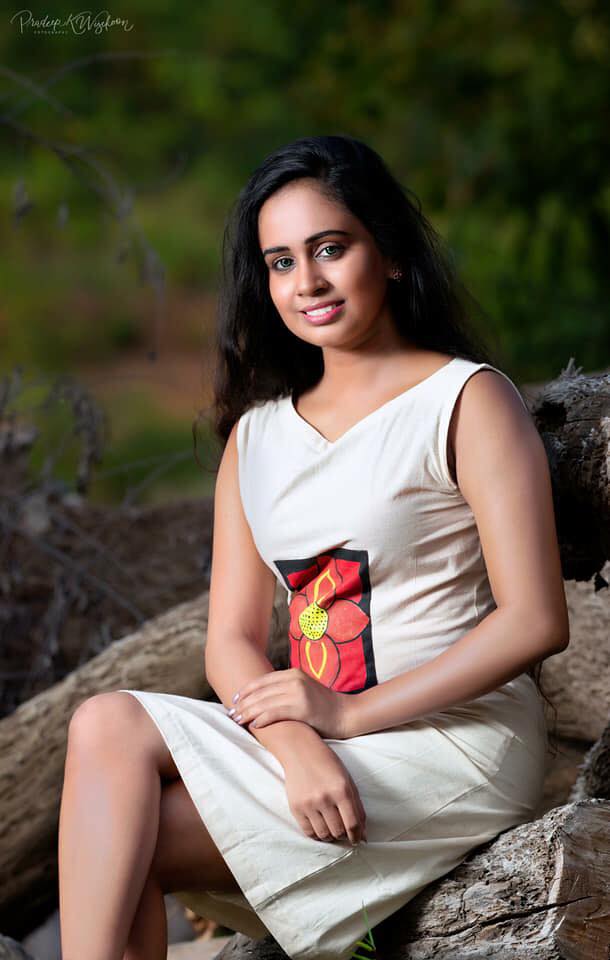 Nurani Tennakoon (5)