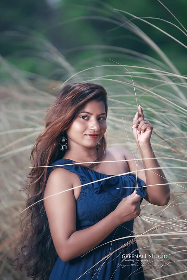 Shani Kuruppuarachchi Hot (10)