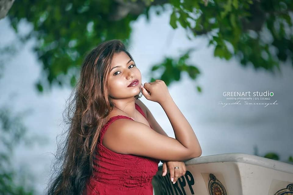 Shani Kuruppuarachchi Hot (7)