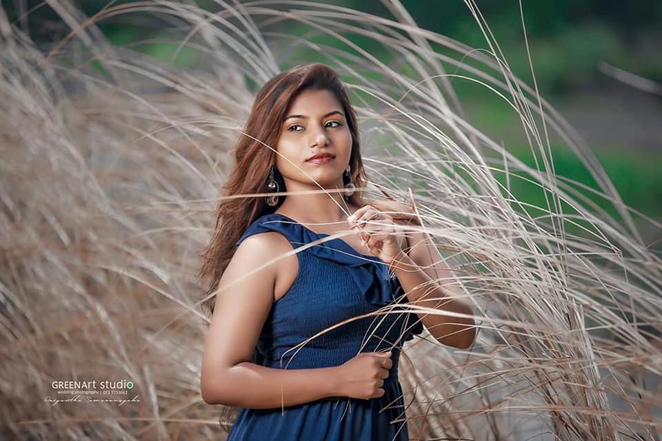 Shani Kuruppuarachchi Hot (9)