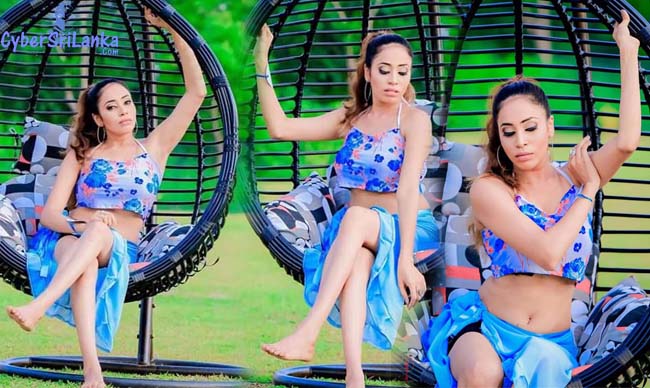 Jesica Alwis Blue Dress