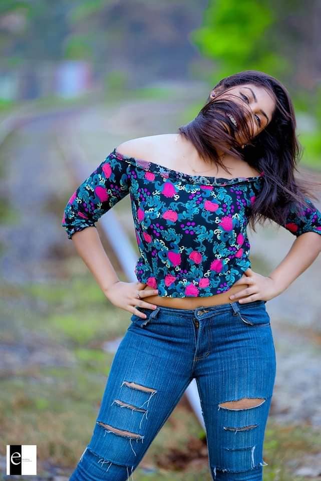 Nadeesha Dilhani (3)