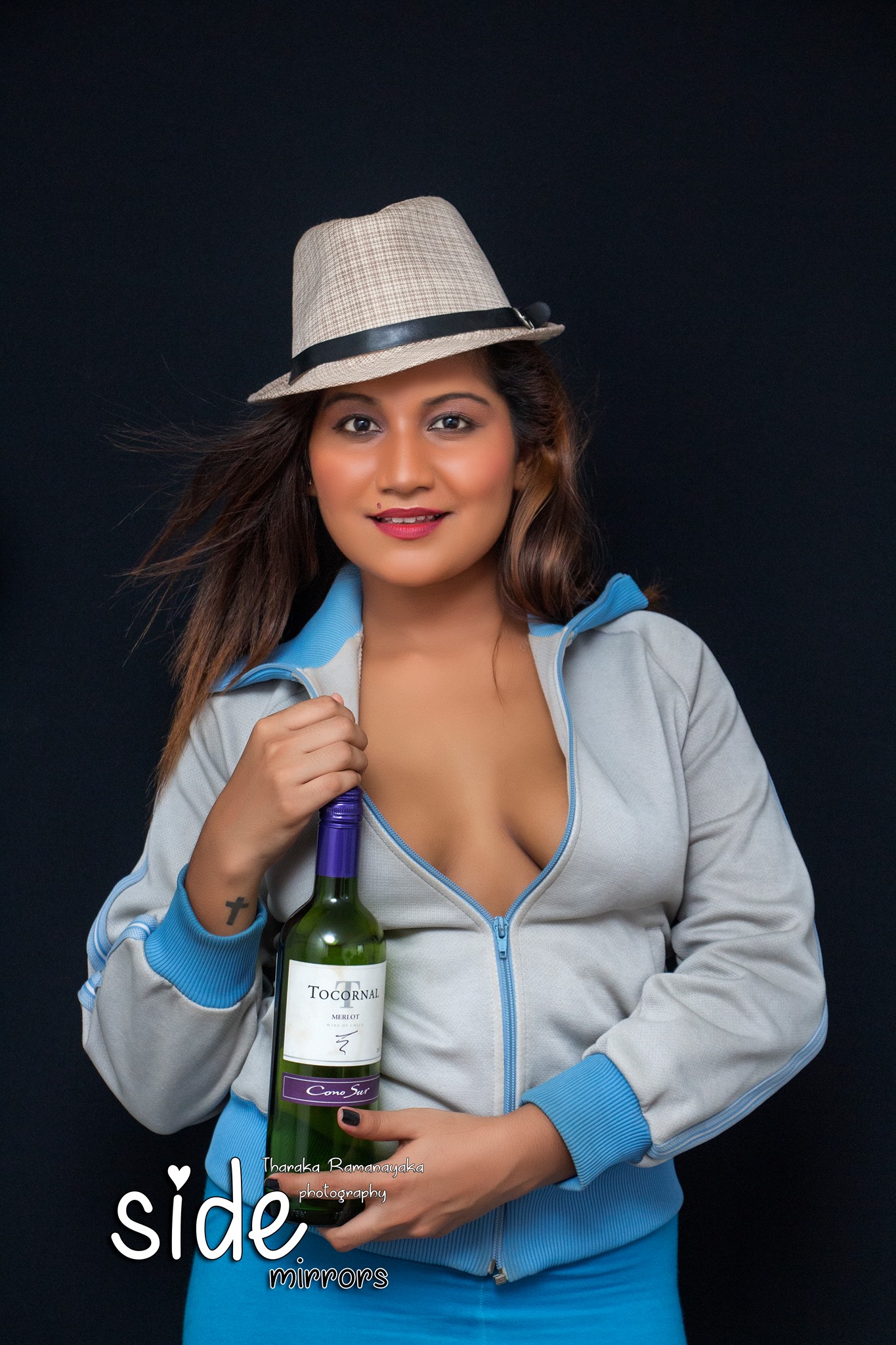 Lanka Model Piumi Sandaruwani Photos (2)