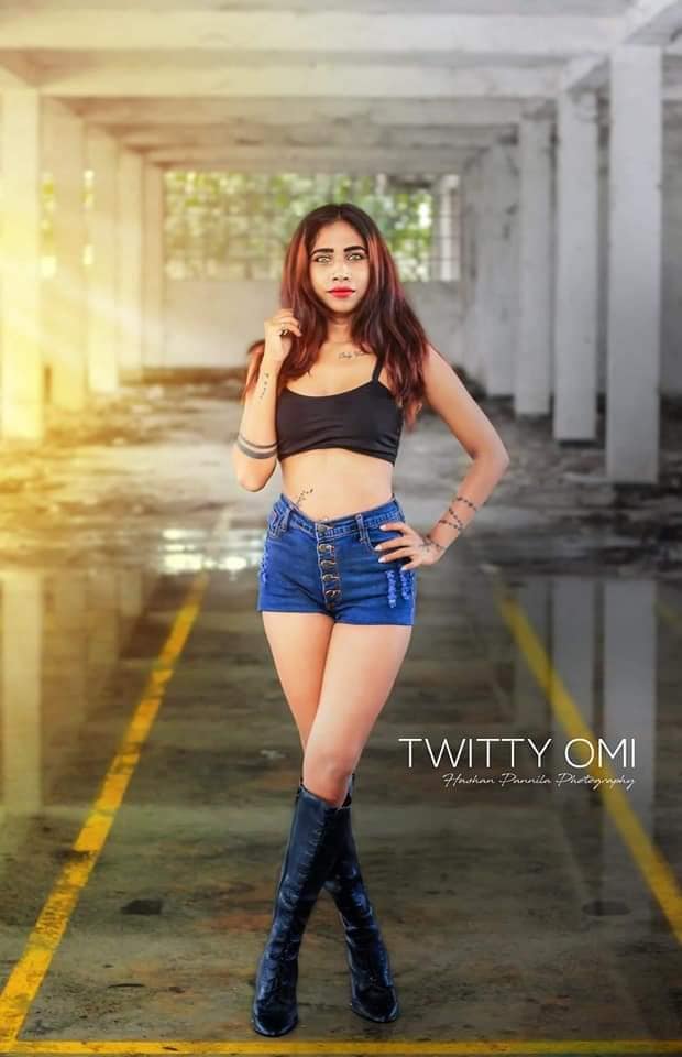 Twitty Omi Hot Sexy Photo Shoot (4)