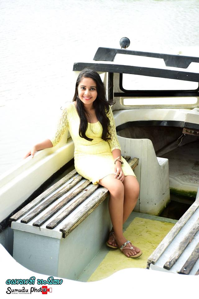 Yohani Hansika (6)