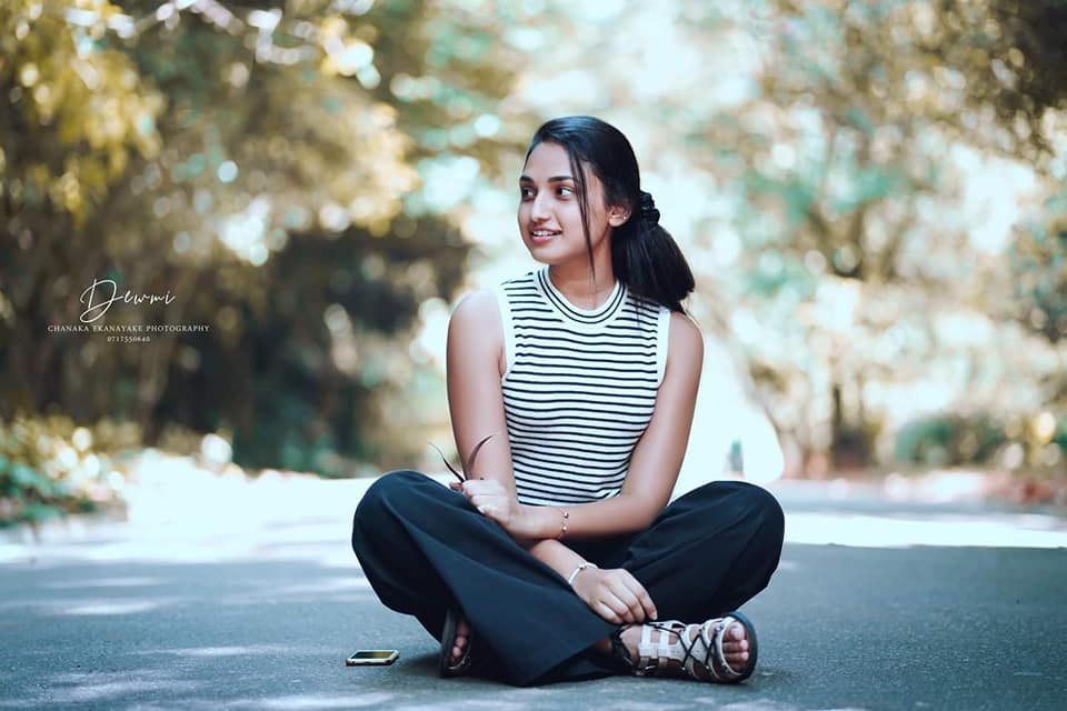 Dewmini Thathsarani (6)