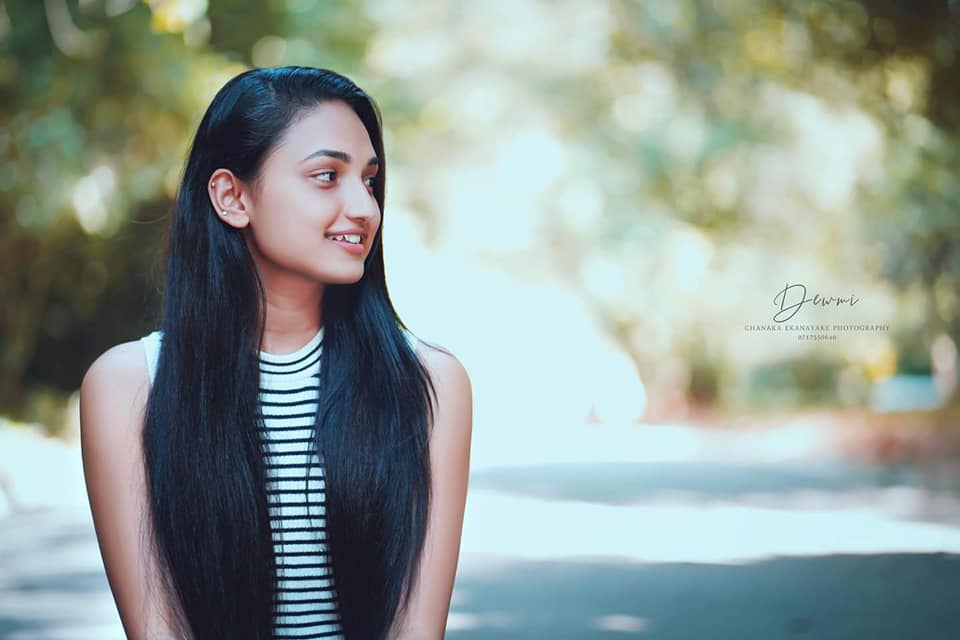 Dewmini Thathsarani (8)