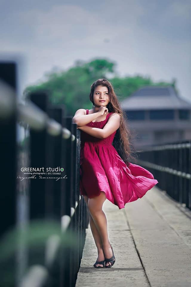 Shani Kuruppuarachchi Hot (5)