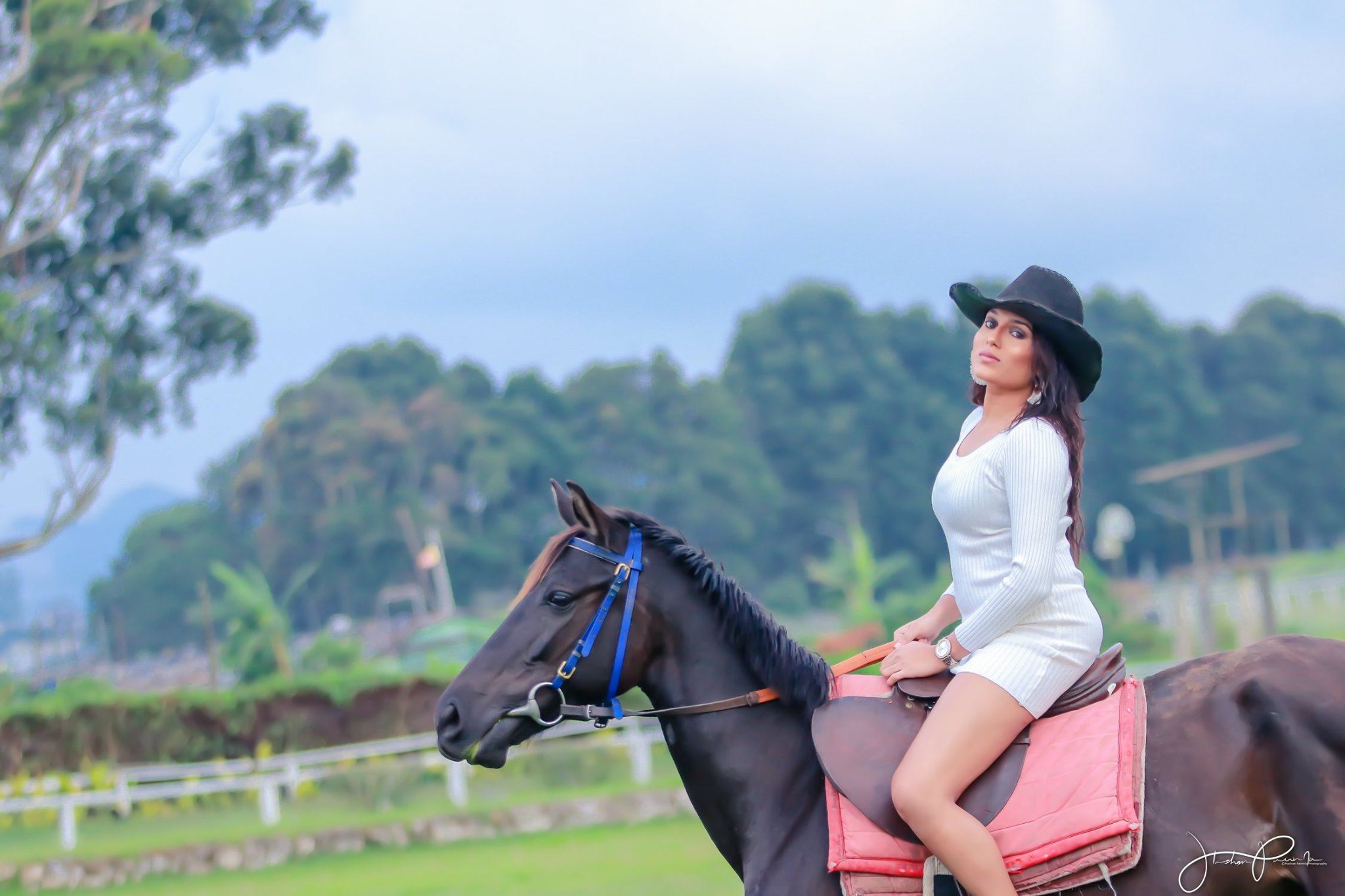 Sheruni De Silva New (4)