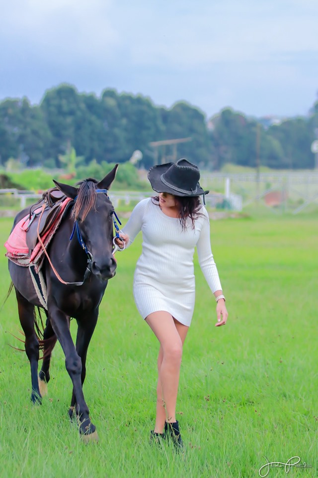 Sheruni De Silva New (5)