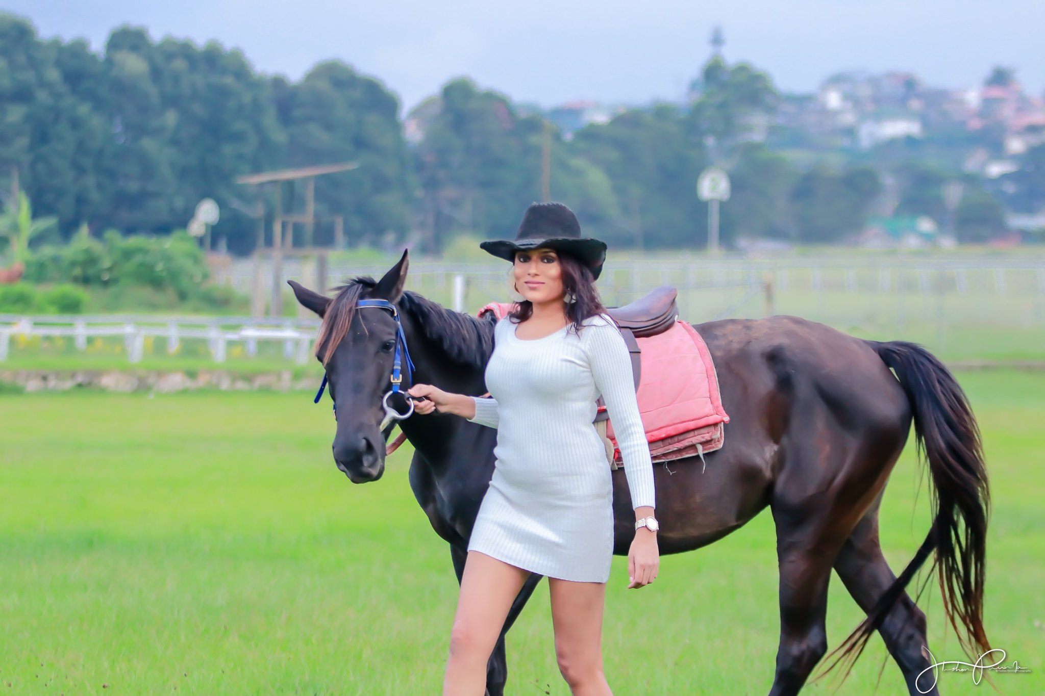 Sheruni De Silva New (7)