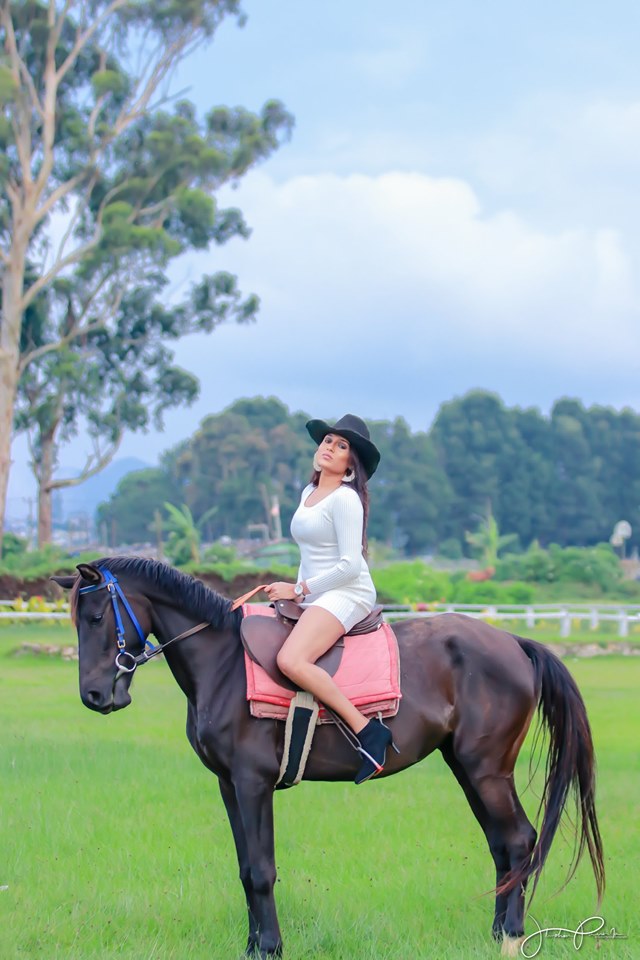 Sheruni De Silva New (9)