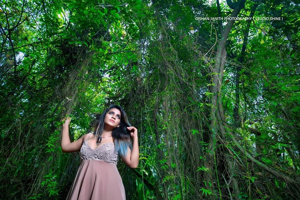 Chathu New Photo (3)