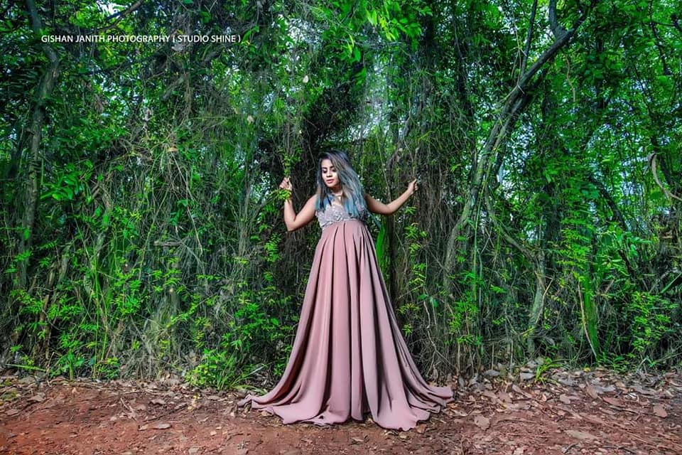 Chathu New Photo (6)