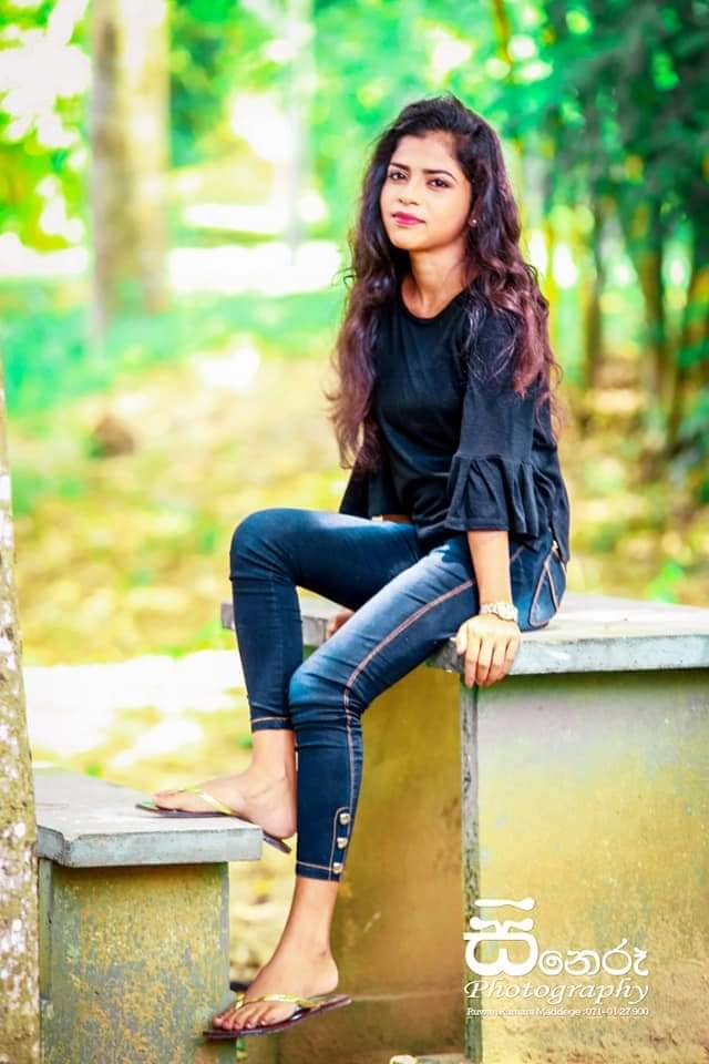 Hiruni Madhushani (4)