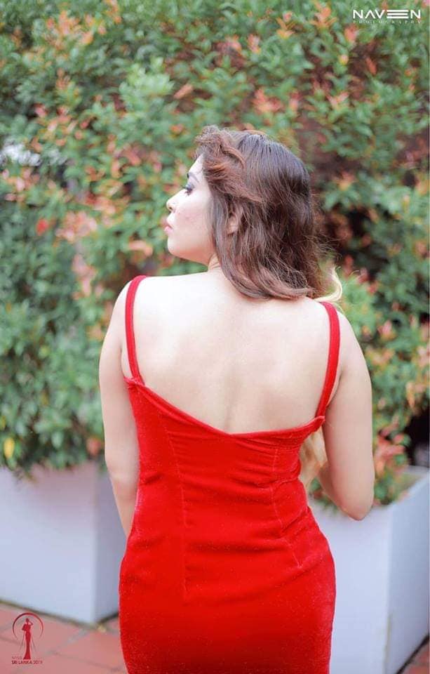 Jesica Alwis Red Dress (4)