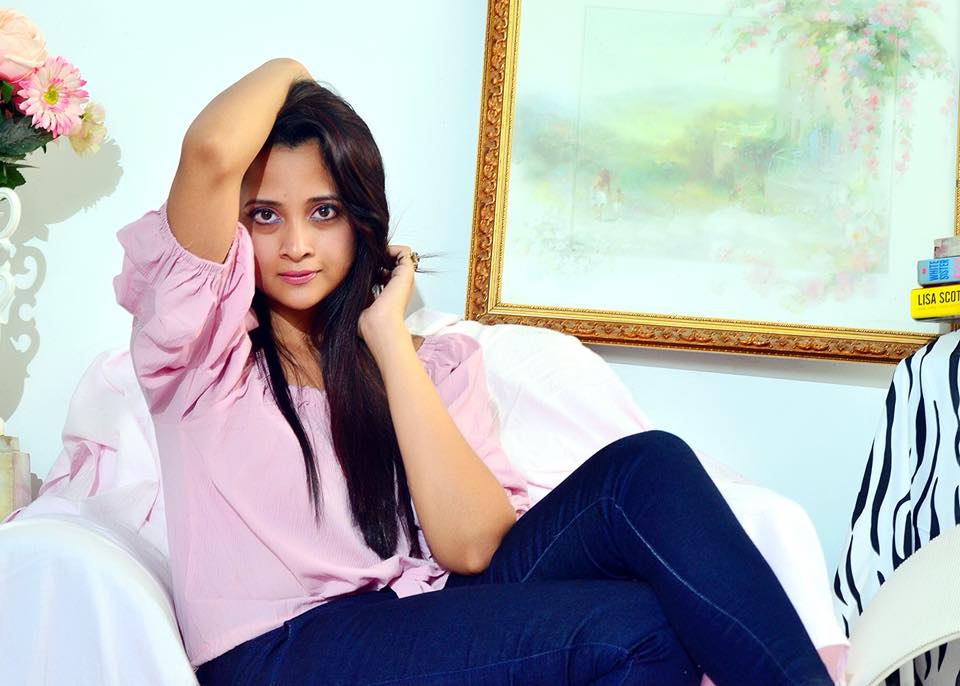 Annanya De Silva (4)