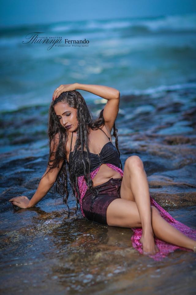 Asha Samarasinghe (17)