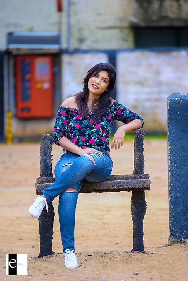 Nadeesha Dilhani (9)