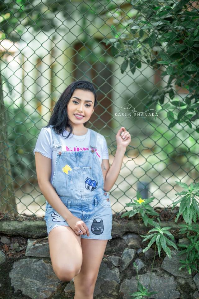 Piyumalee Thilinika (13)