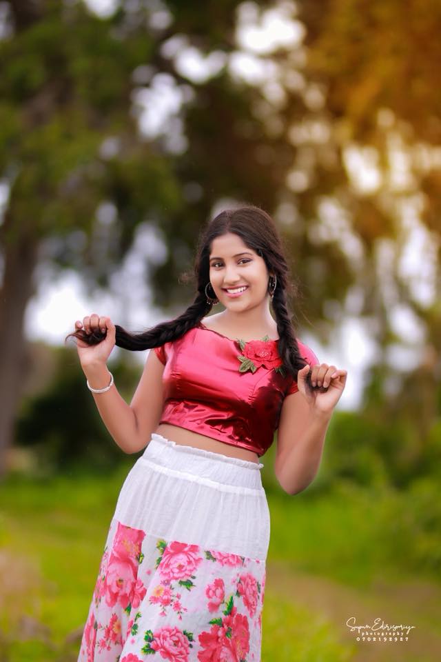 Sithumini Fernando (16)