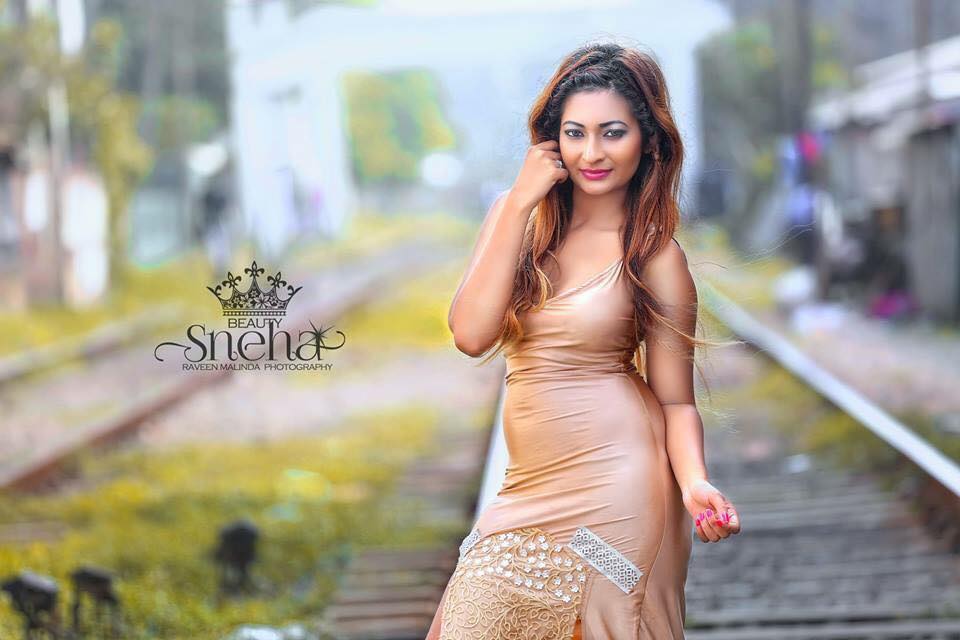 Sneha Sathsaranie (4)