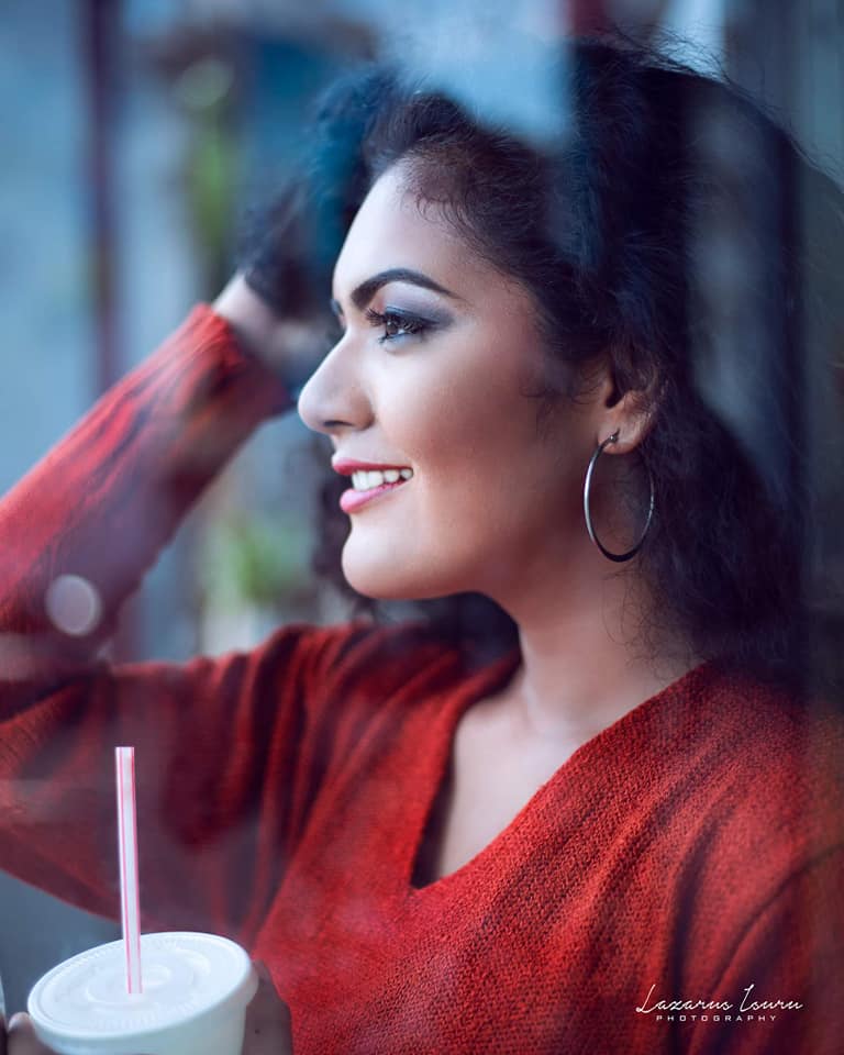 Tharu Gunawardana (4)