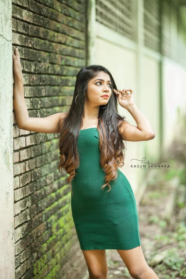 Udari Nisansala Green Dress (2)