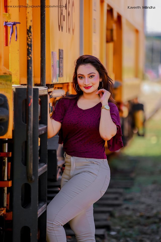 Amesha Vidubhashini (2)