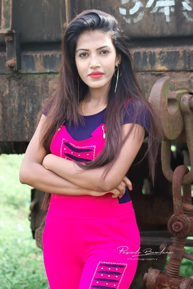 Chalani Tharanga Pink Dress (21)