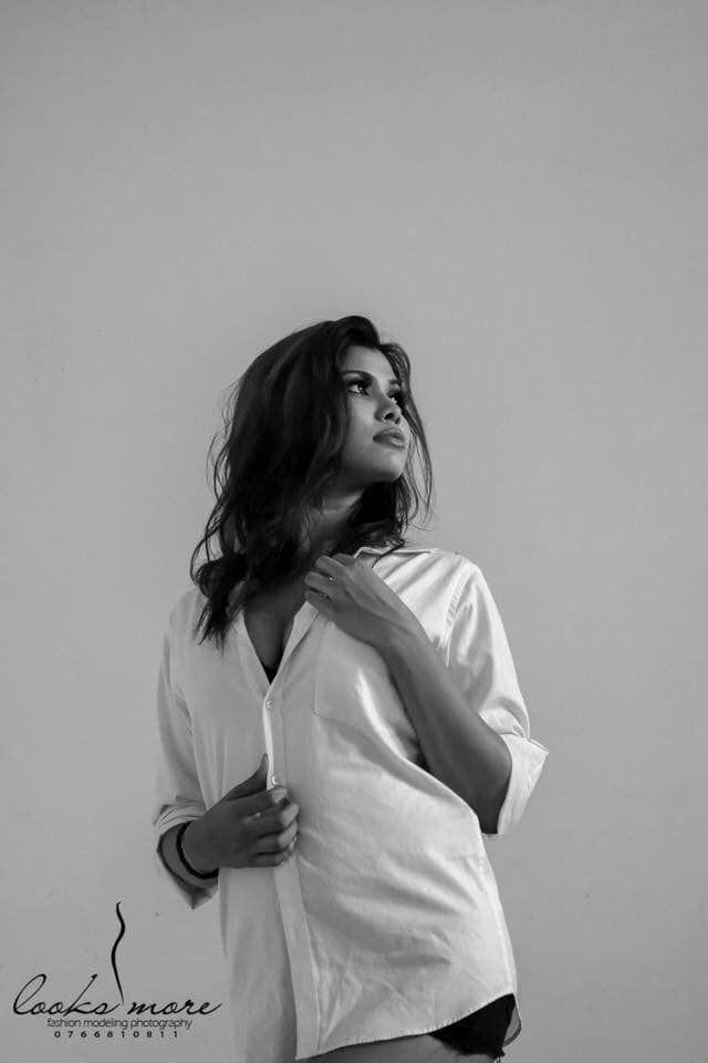 Dilini Aththanayaka (17)