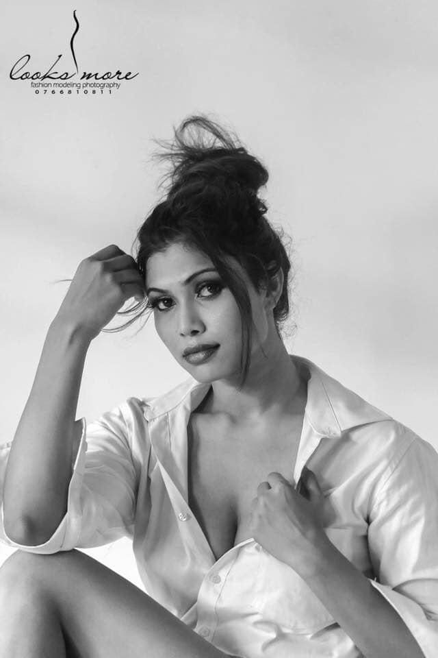 Dilini Aththanayaka (23)