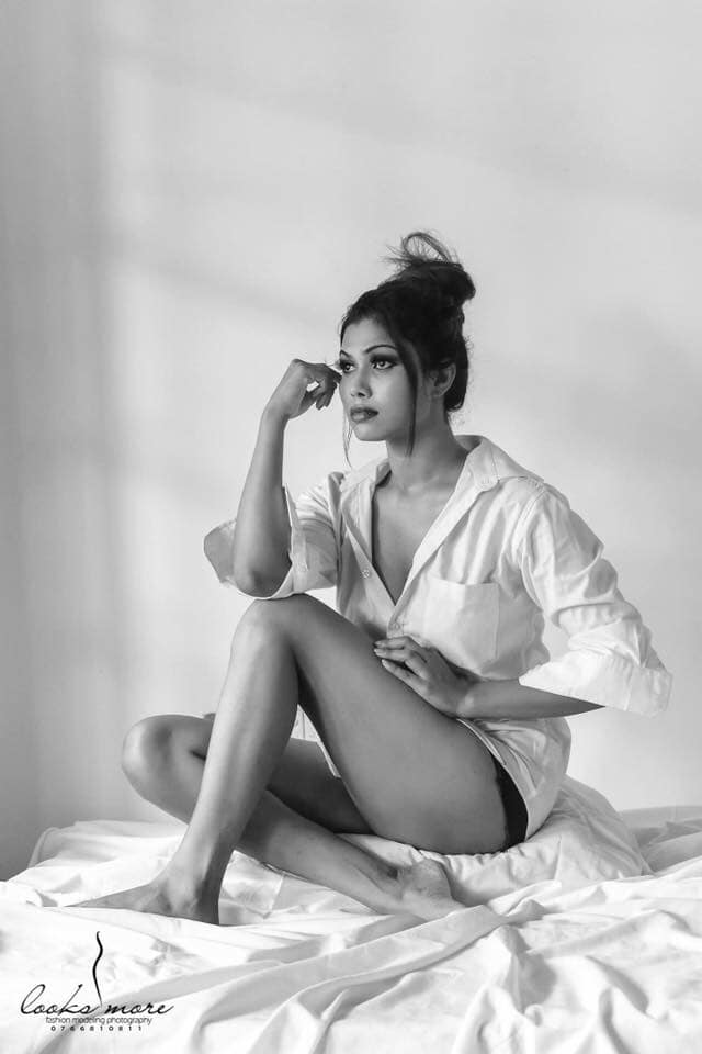 Dilini Aththanayaka (26)