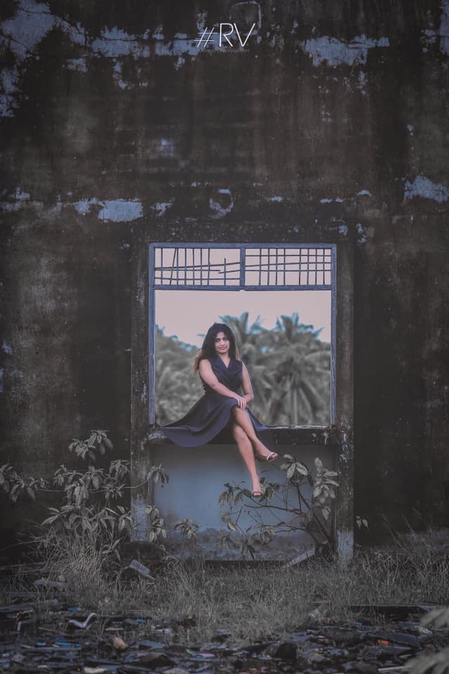 Ishi Dilhani Black Dress (2)