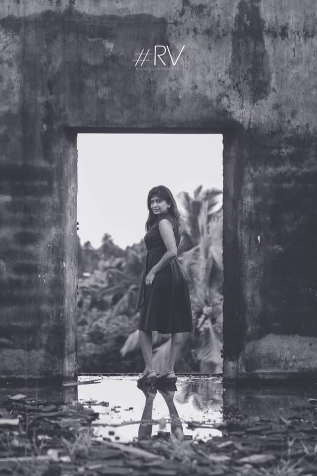 Ishi Dilhani Black Dress (3)