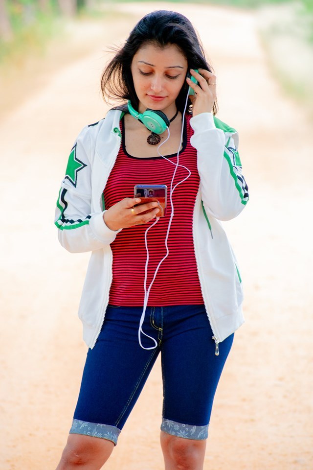 Iwanthi Achini New (9)