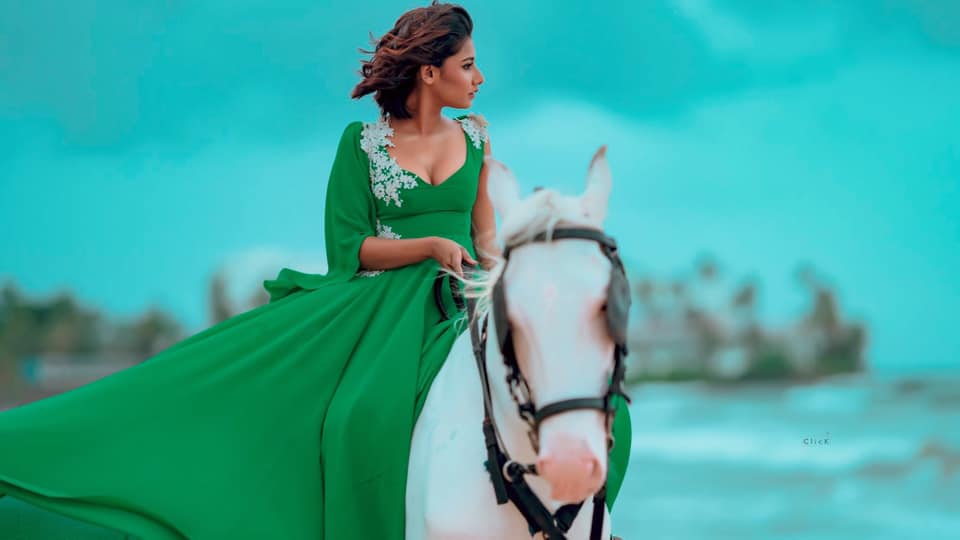 Lochana Jayakodi New (5)