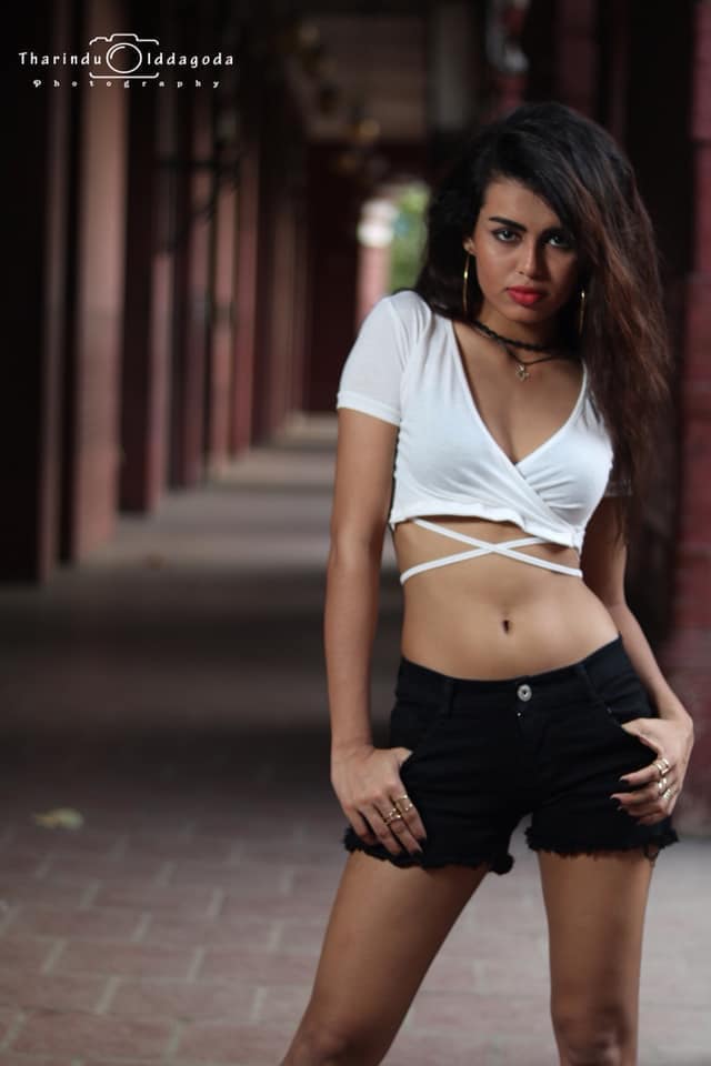 Mishelle Euphrashya (1)