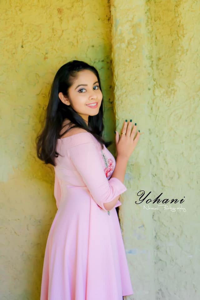 Yohani Hansika New (12)