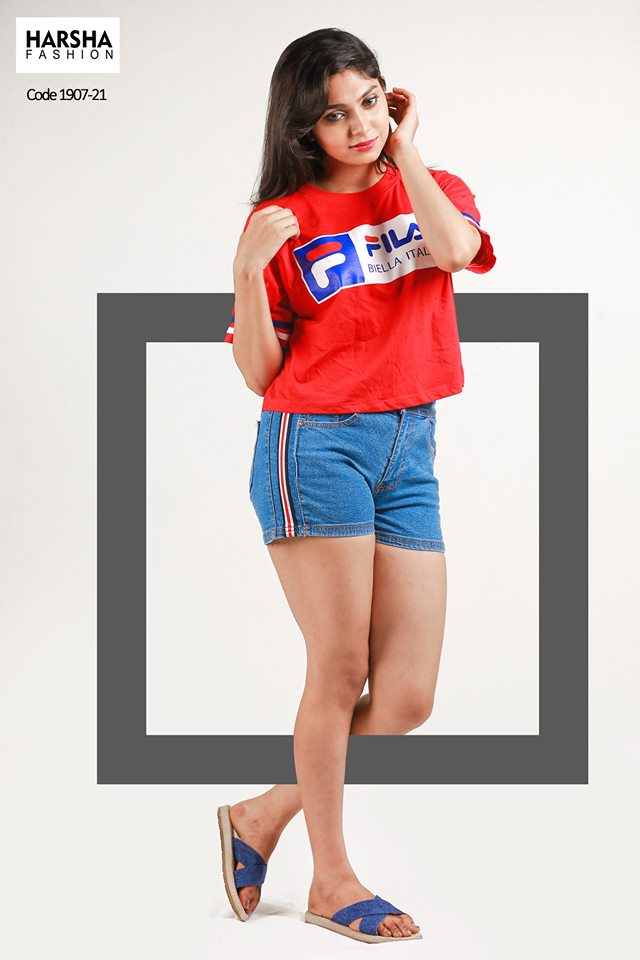 Actress Nayomi Thakshila (5)