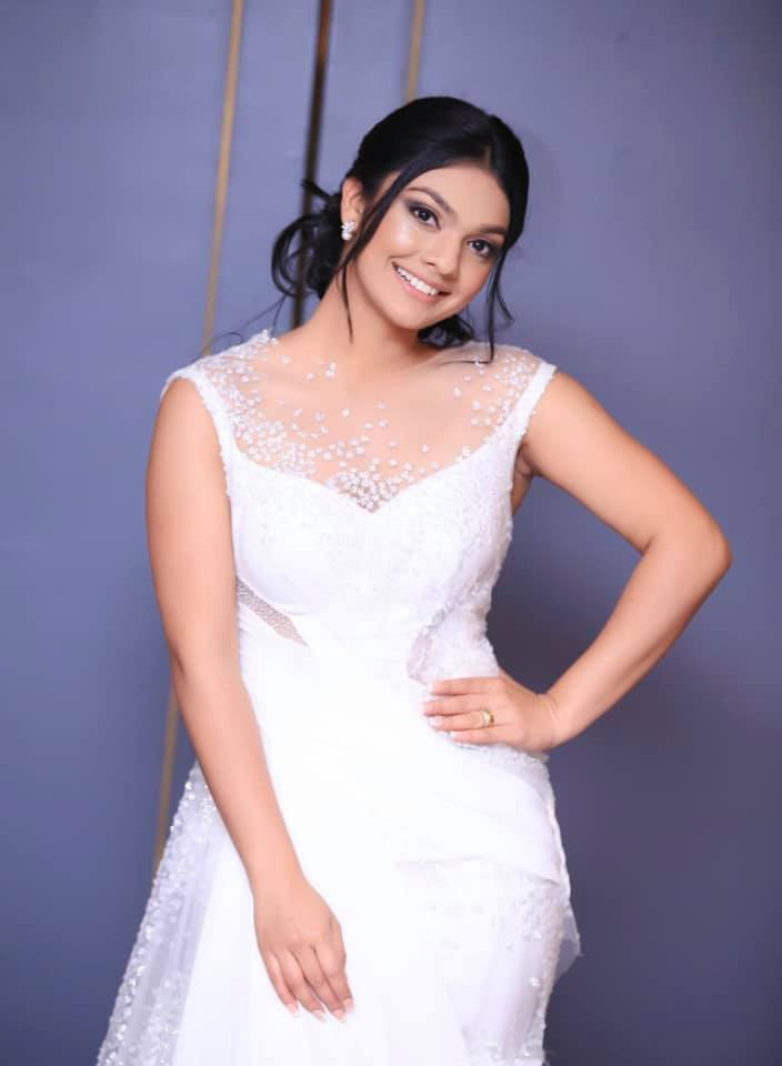 Mashi Siriwardene White Dress (5)