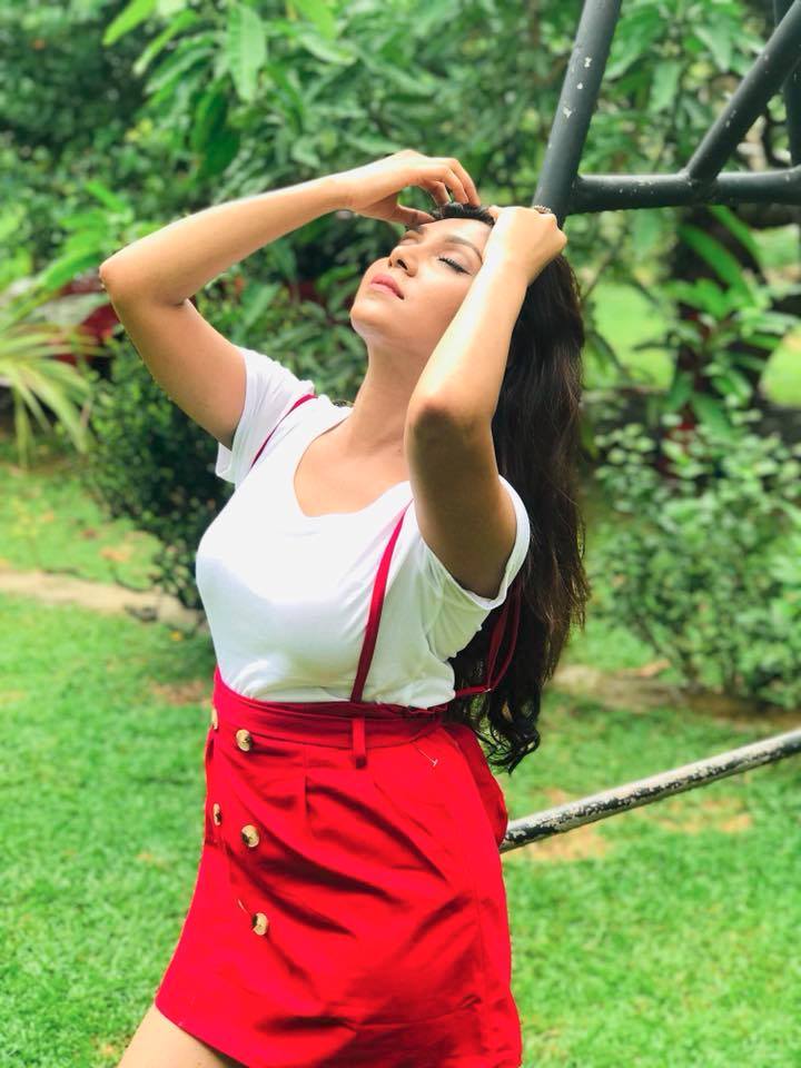 Nayomi Thakshila New (2)