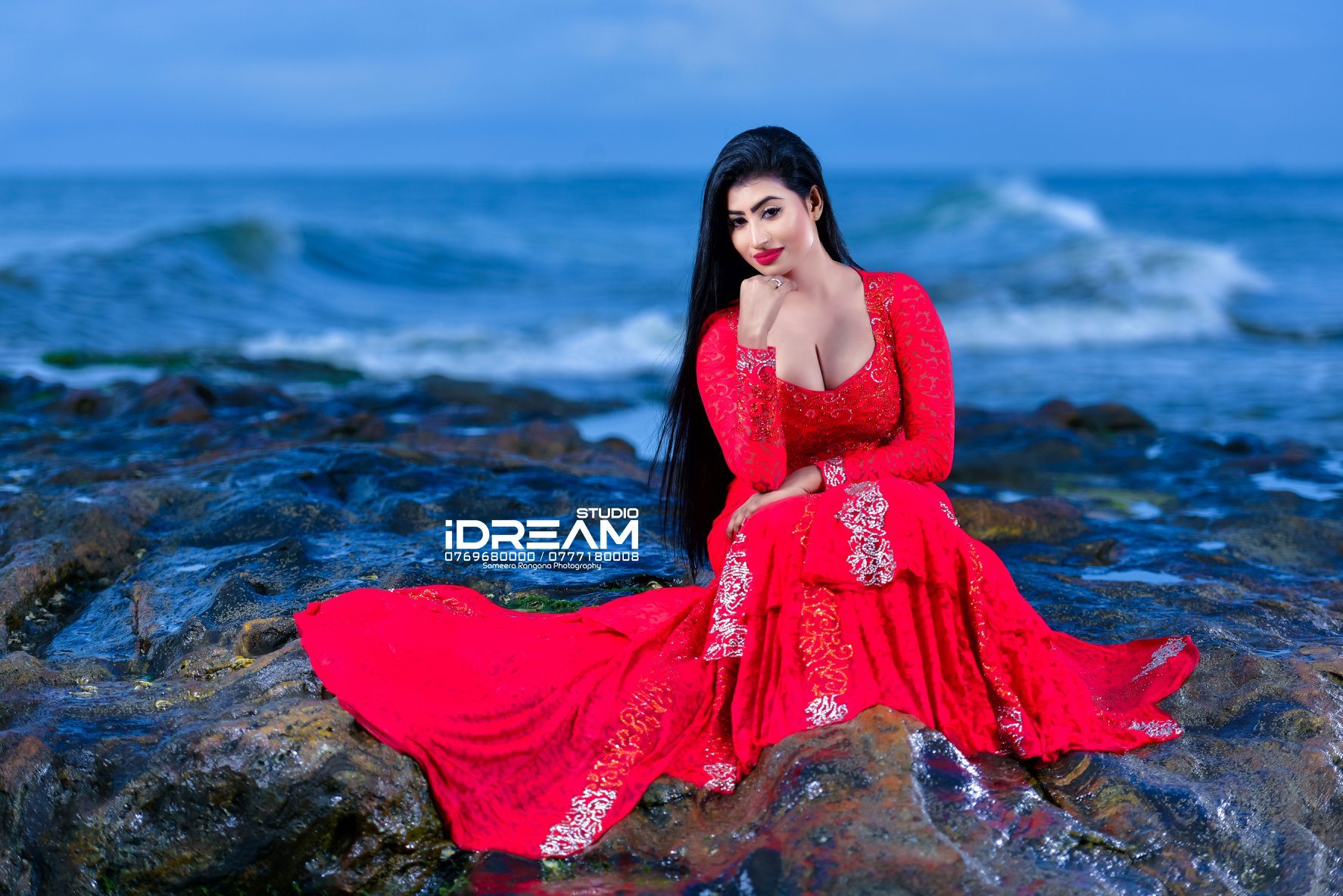 Primiyula Wijayarathna Red Dress (4)