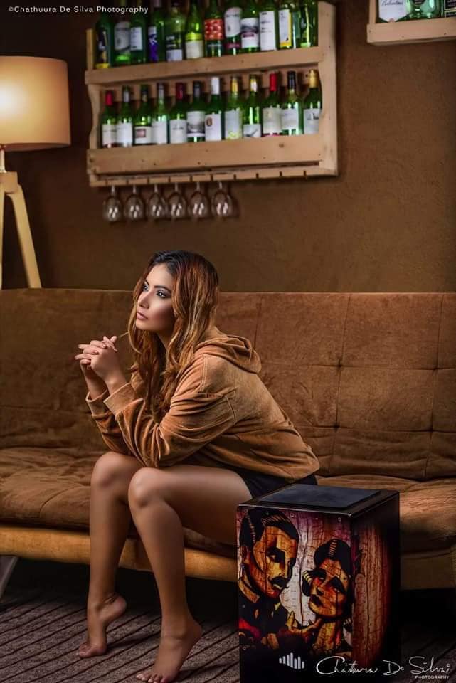 Teena Shanell Fernando in Sofa (8)