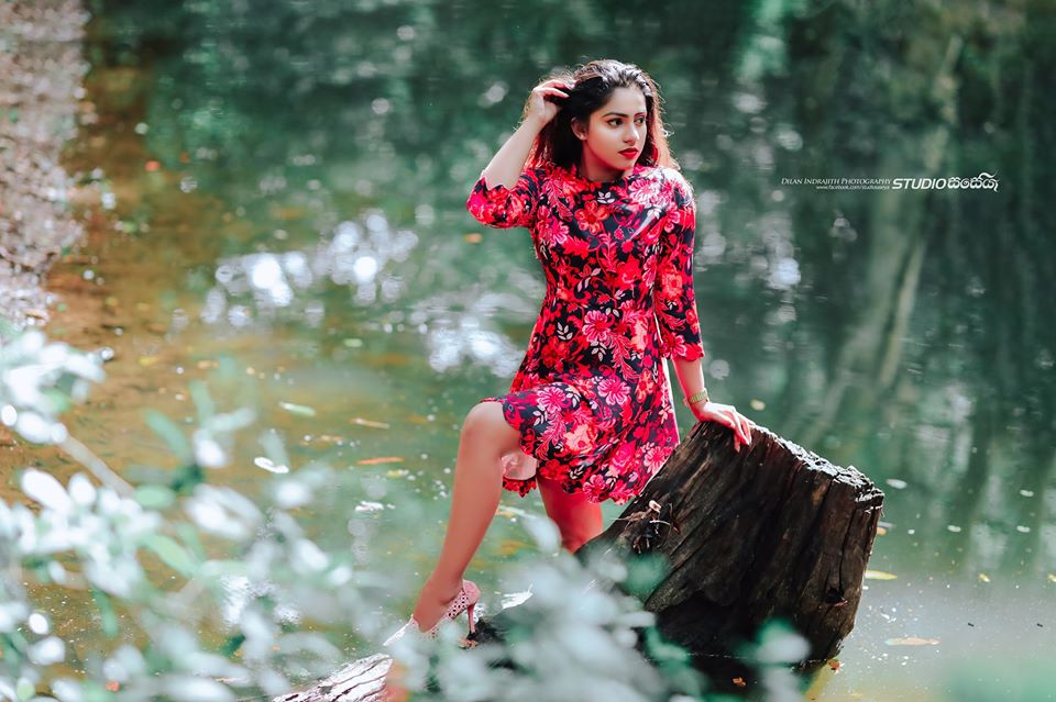 Dilmini Imbulegama (6)