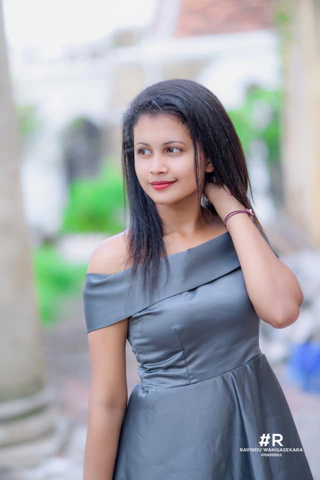 Dushani Madushika Gray Dress (16)