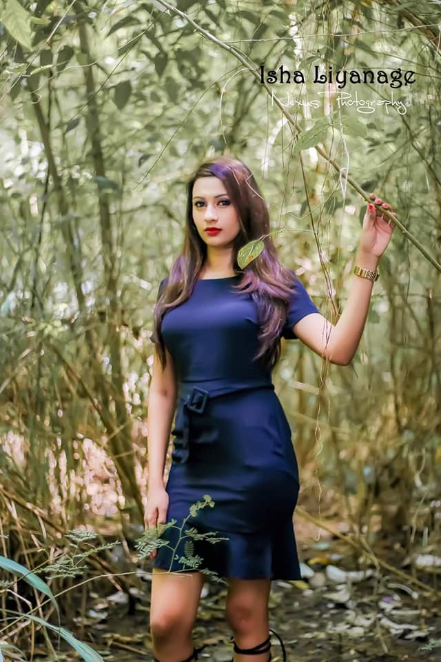 Isha Liyanage Blue Dress (13)