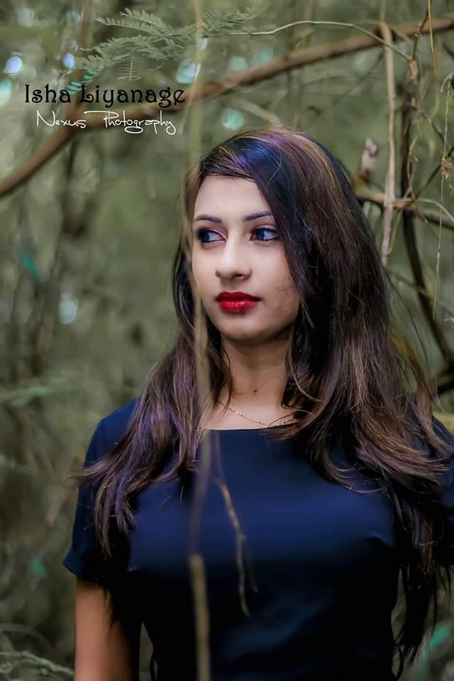 Isha Liyanage Blue Dress (5)