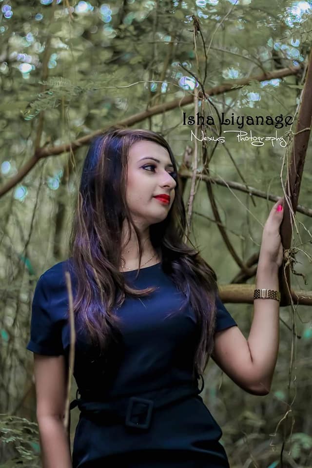 Isha Liyanage Blue Dress (6)